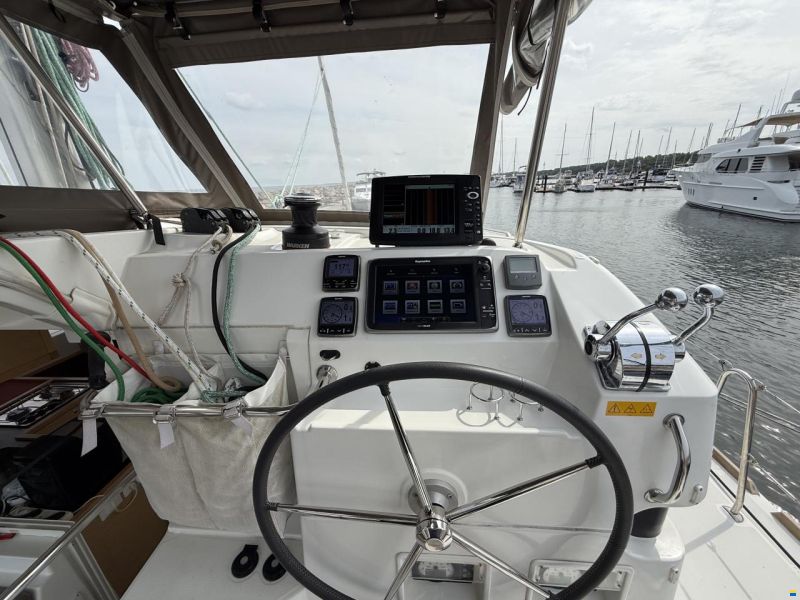 Lagoon 39
