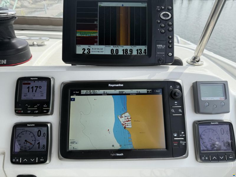 Lagoon 39