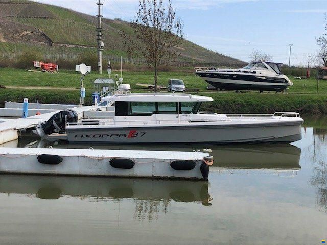 Axopar 37 CROSS CABIN NUR