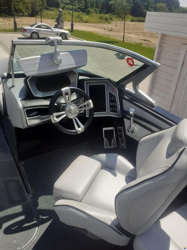 MasterCraft xt22