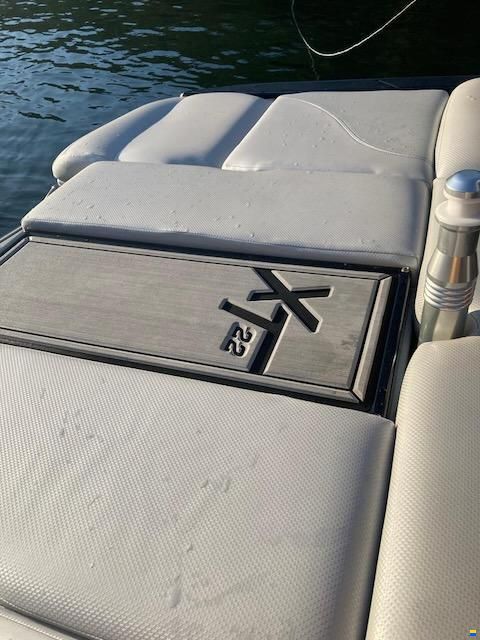 MasterCraft xt22