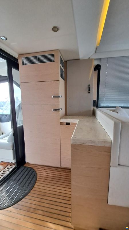 Beneteau Monte Carlo 52 Flybridge