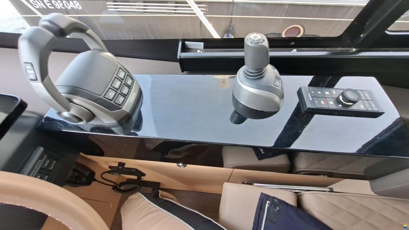 Beneteau Monte Carlo 52 Flybridge