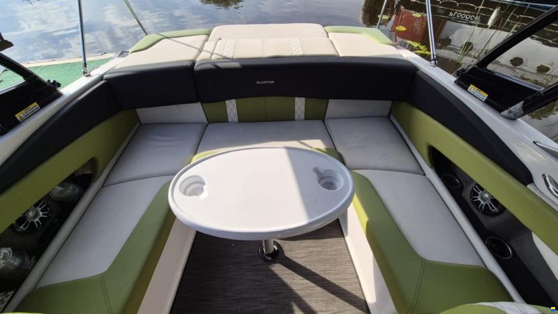 Glastron 245 GTS