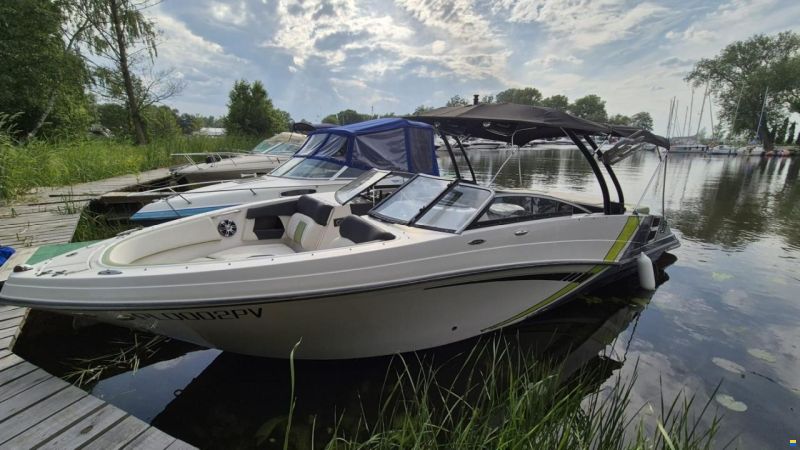 Glastron 245 GTS