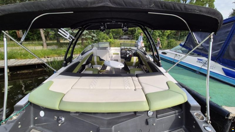 Glastron 245 GTS