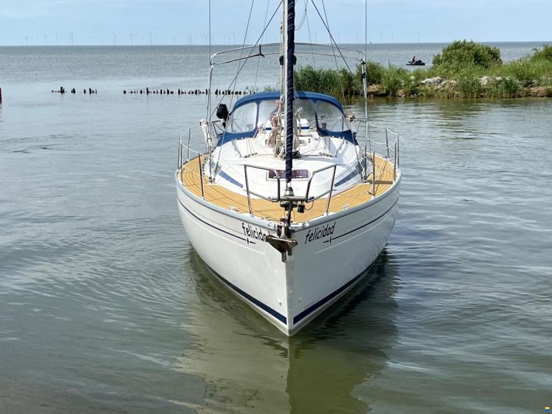 Bavaria 37 Cruiser - 2
