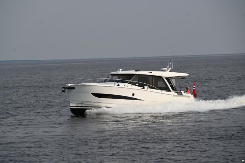 Greenline 39