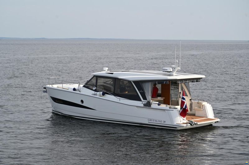 Greenline 39