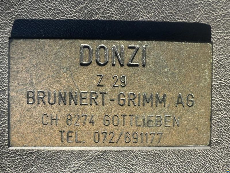 Donzi Z 29