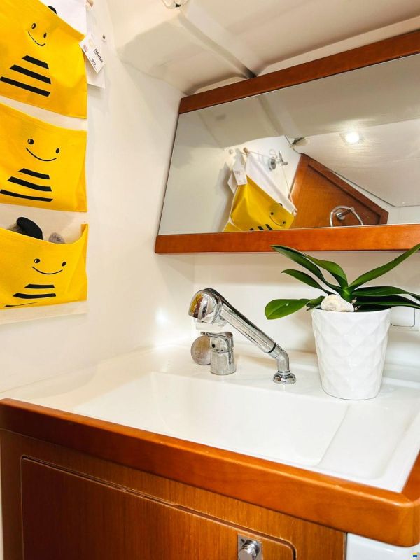 Beneteau Oceanis 48