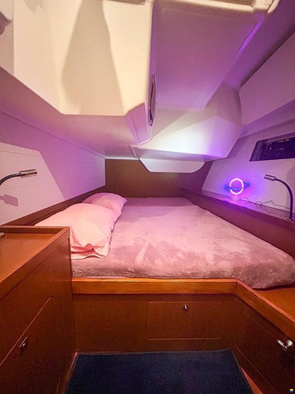 Beneteau Oceanis 48