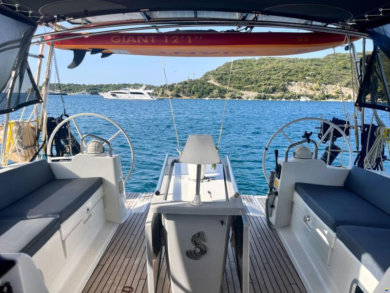 Beneteau Oceanis 48