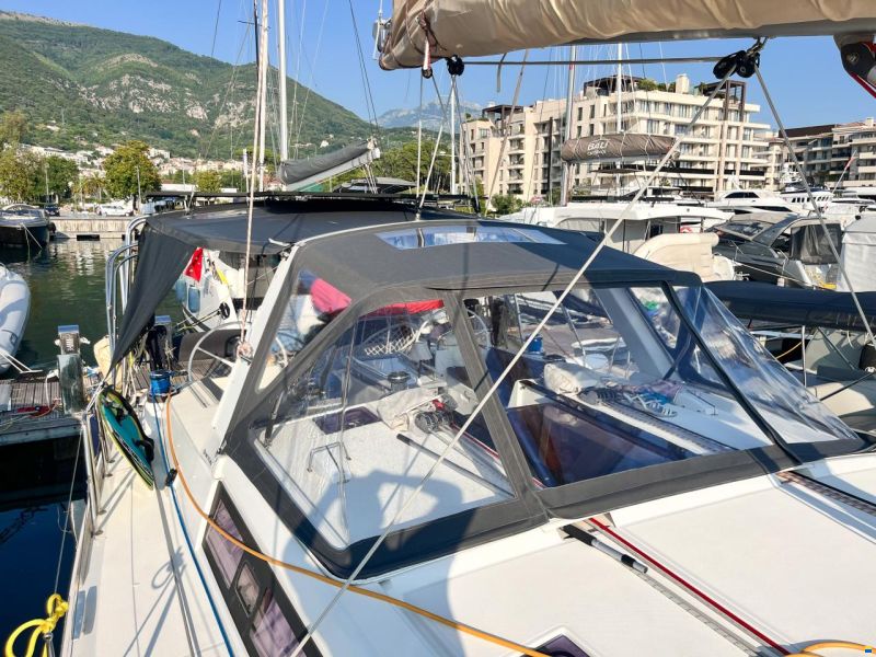 Beneteau Oceanis 48