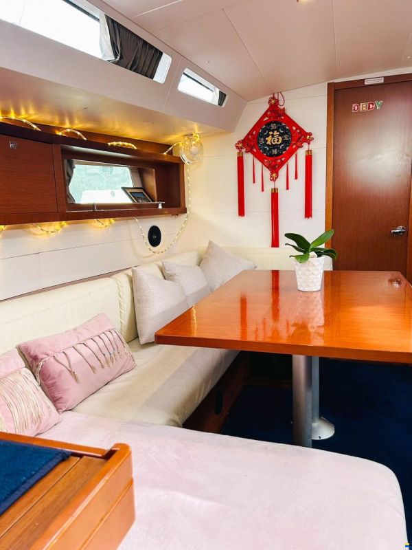 Beneteau Oceanis 48
