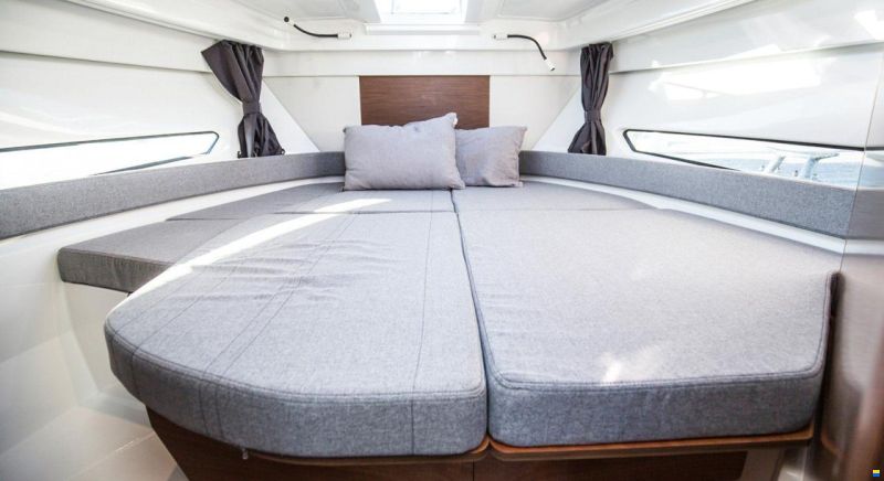 Beneteau ANTARES 9