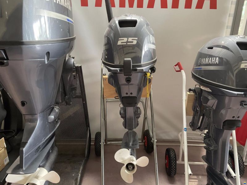 Yamaha F 25 GMHS