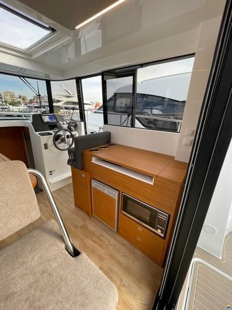 Rodman 890 Ventura