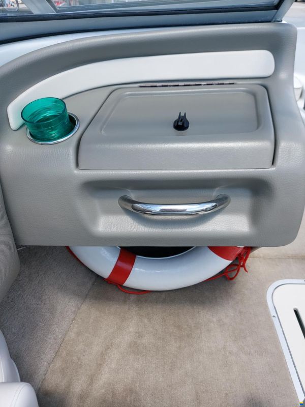 Crownline Bowrider 18 SS