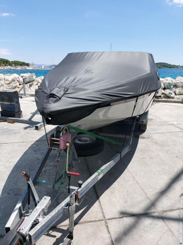 Crownline Bowrider 18 SS