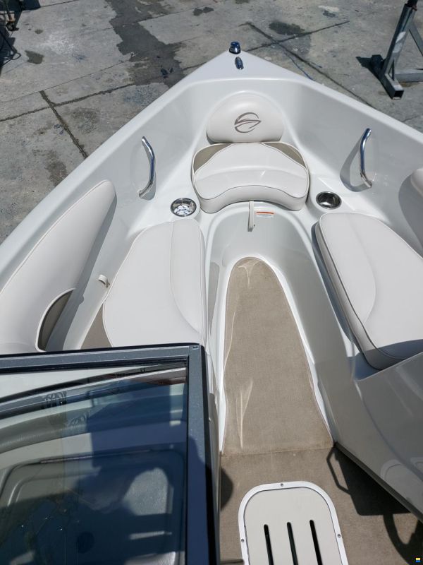 Crownline Bowrider 18 SS