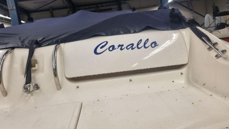 Cranchi Corallo 840 met 2x Volvo Penta V8 en tra