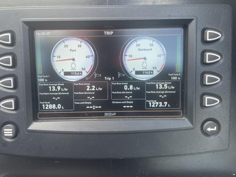 OXE MARINE 2 x 300 hp