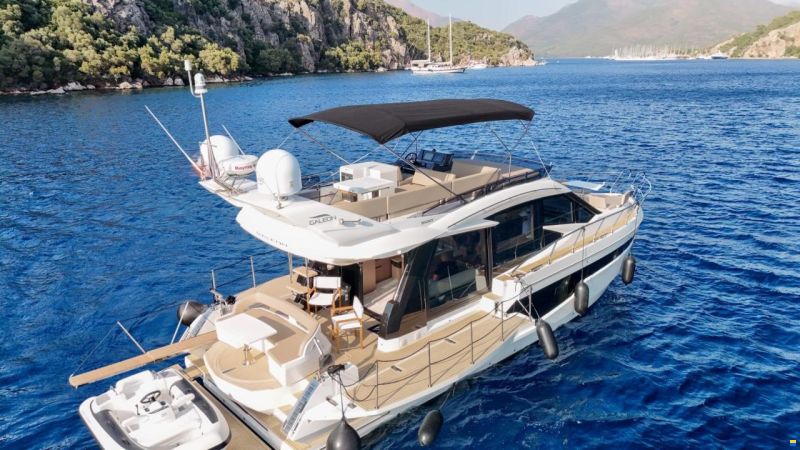 Galeon 500 Fly