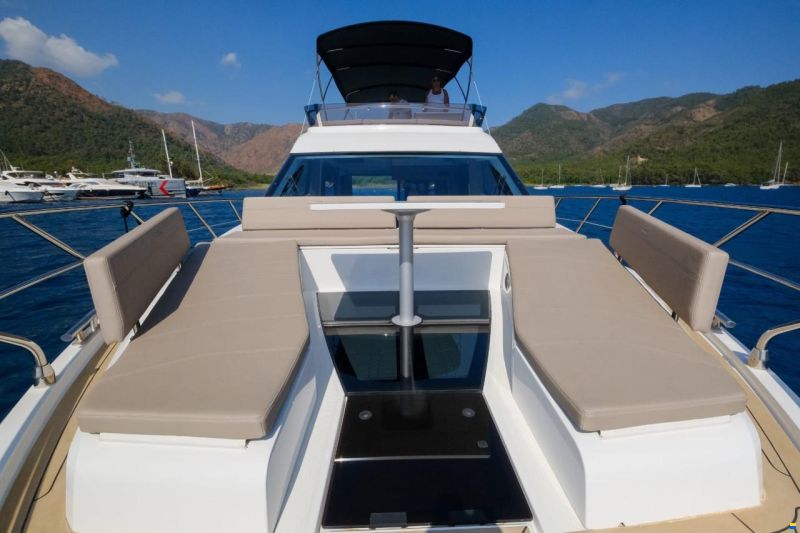 Galeon 500 Fly