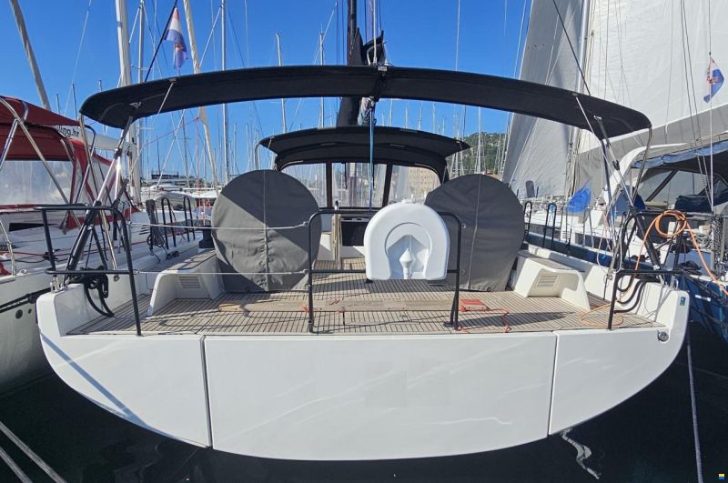 Beneteau First 53