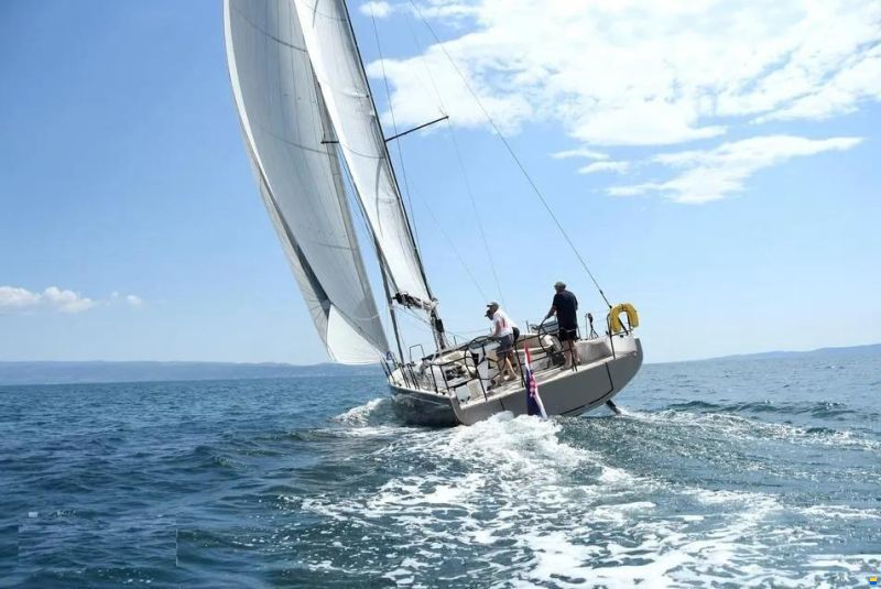Beneteau First 44