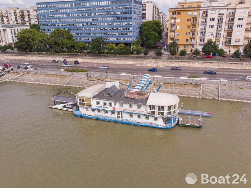 Hausboot 2 Apartments + 8 Büro-Räume