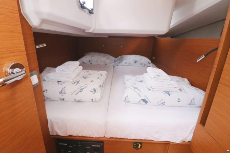 Jeanneau Sun Odyssey 440