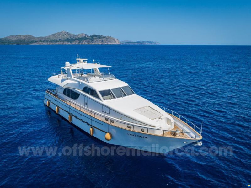 PR Marine 2300