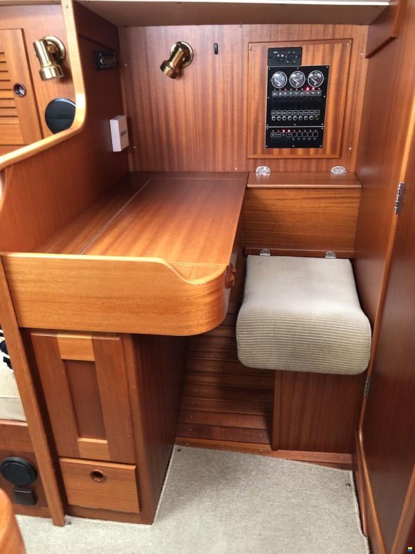 Hallberg-Rassy HR 34