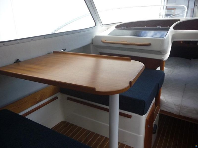 Bella Falcon 26