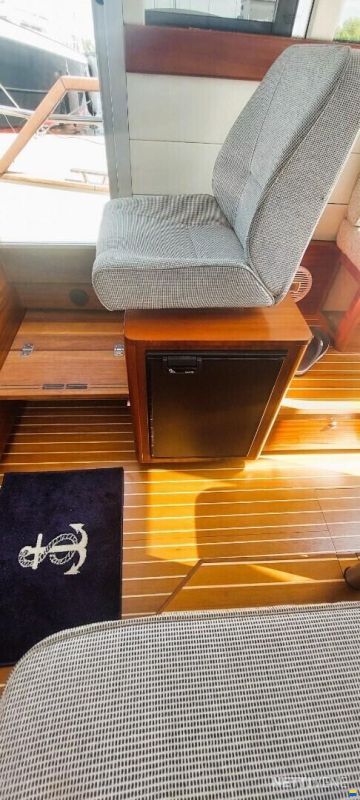 Paragon 25 Cabin