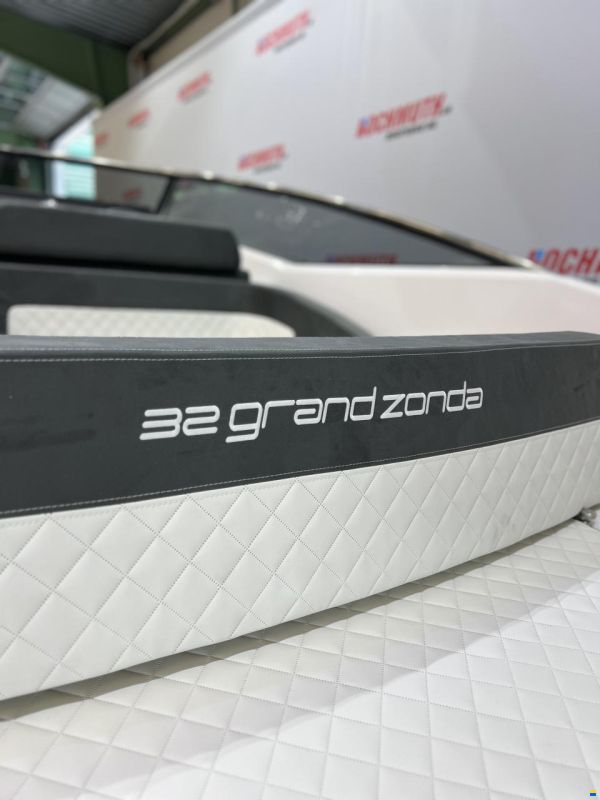 Windy 32 Grand Zonda