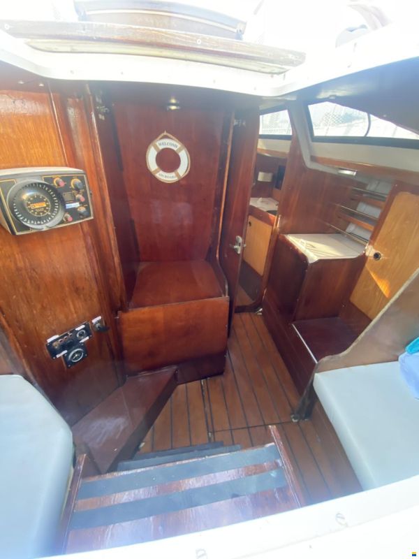 1988 Jeanneau SELECTION 37 EUR 28 000 1988-jeanneau-selection-37-eur-28-000