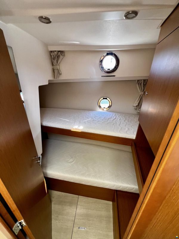 Beneteau Swift Trawler 35