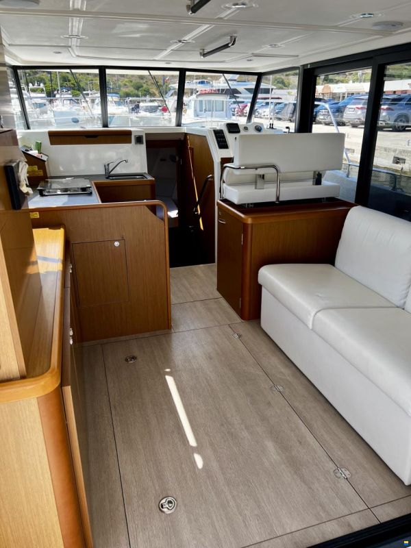 Beneteau Swift Trawler 35