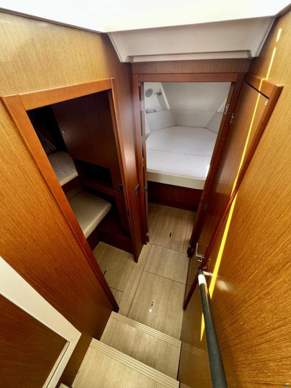 Beneteau Swift Trawler 35