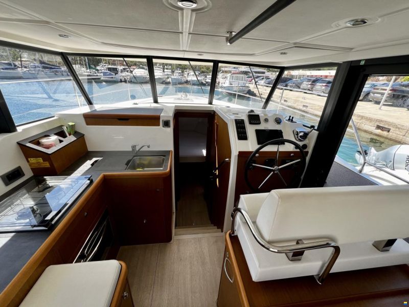 Beneteau Swift Trawler 35