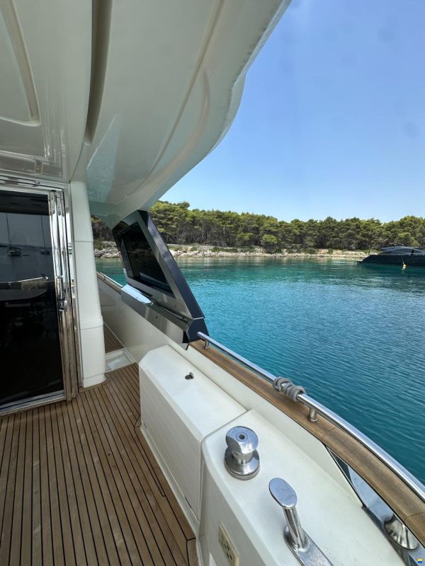 Monte Carlo Yachts MCY 65