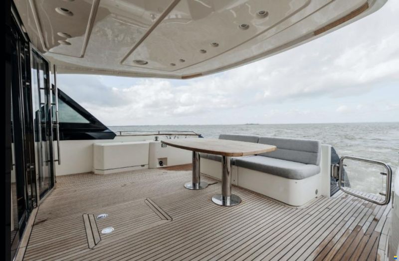 Monte Carlo Yachts MCY 65