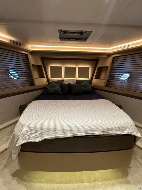 Monte Carlo Yachts MCY 65