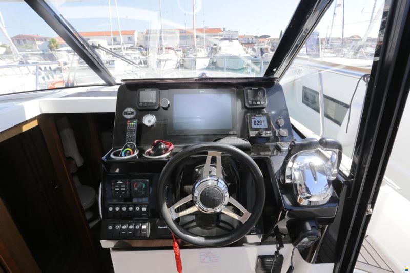 Jeanneau Merry Fisher 1095