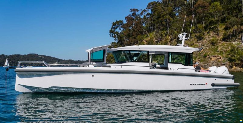 Axopar 37 XC Cross Cabin