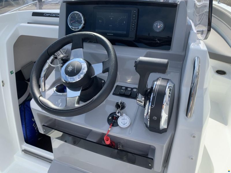 Jeanneau Cap Camarat 6.5 CC série 3