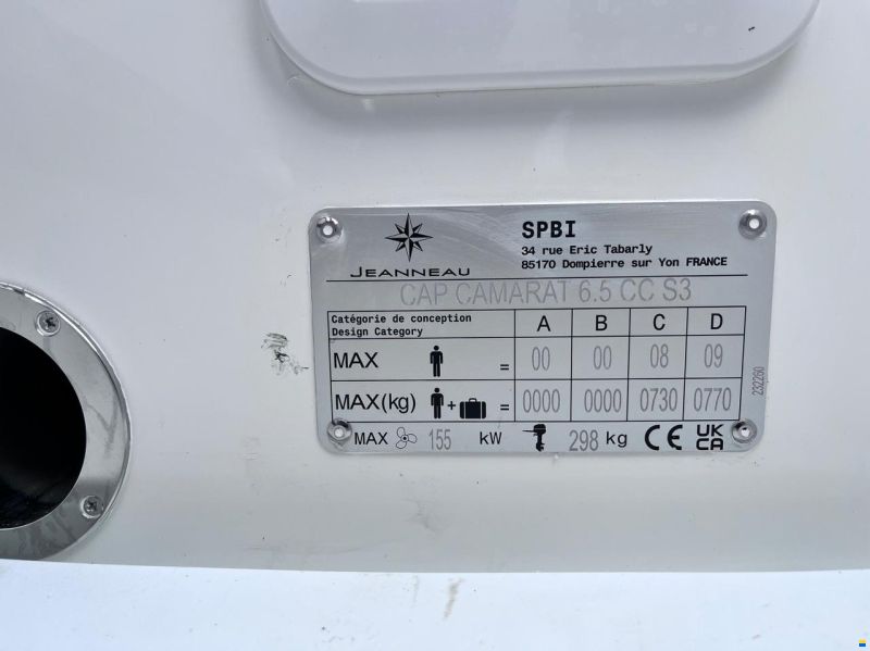 Jeanneau Cap Camarat 6.5 CC série 3